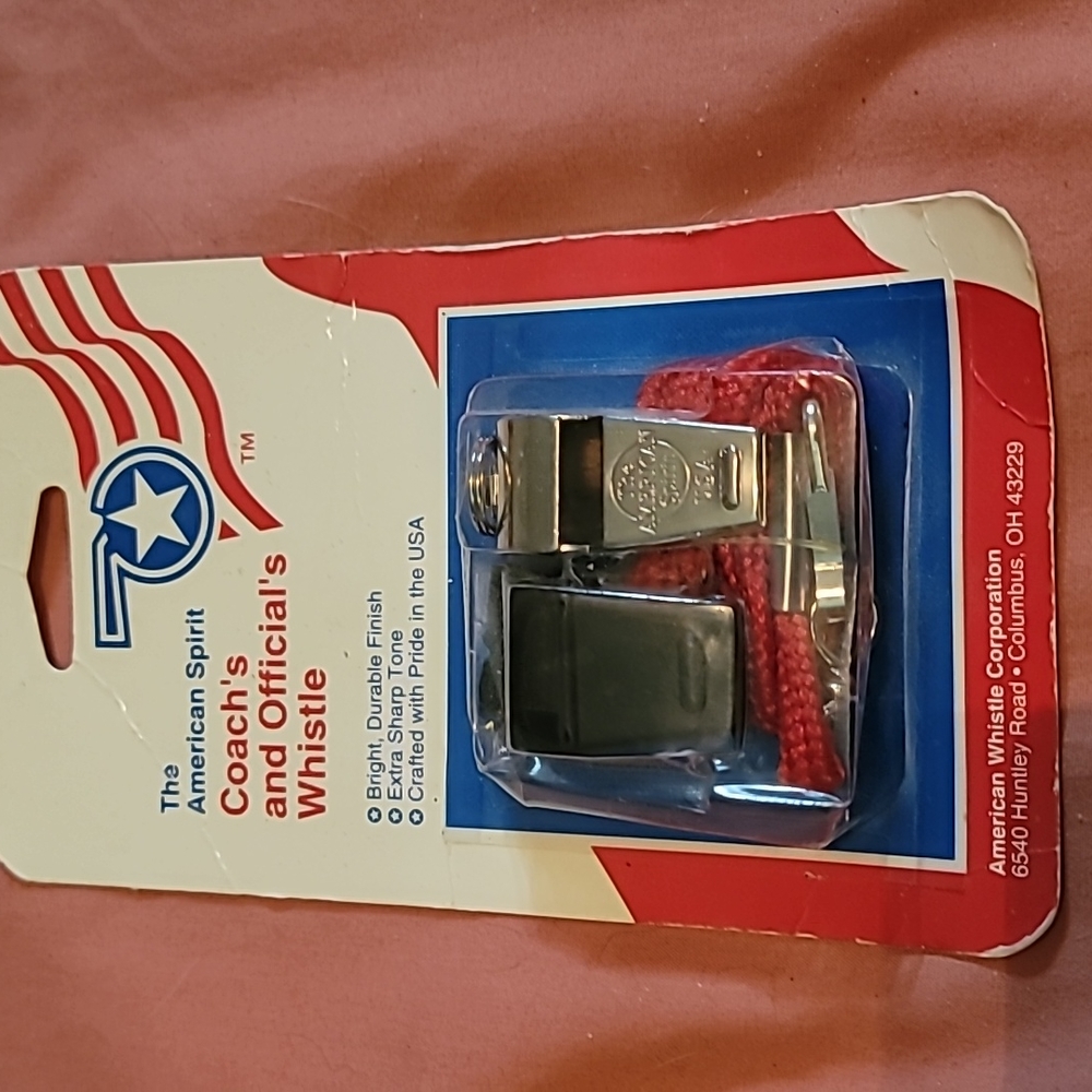 COACH'S & OFFICIAL'S WHISTLE W/ PROTECTIVE COVERING